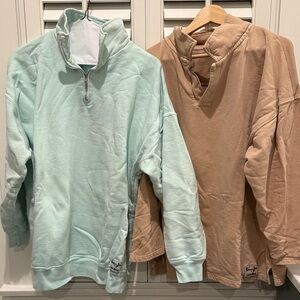 Bundle of 2 sloppy Joe sweatshirts - size 2